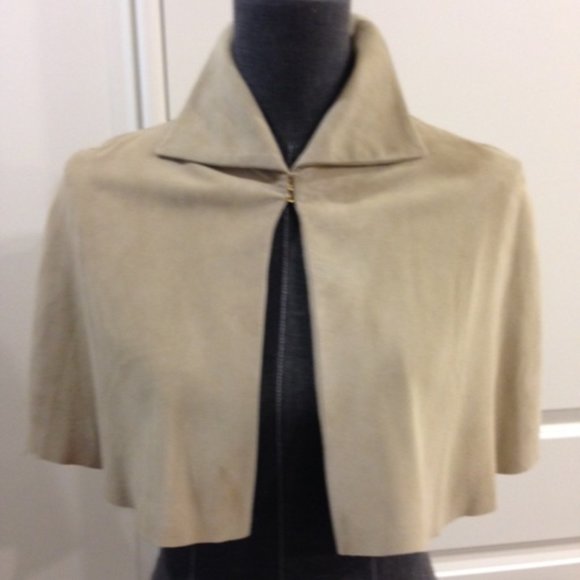 Ralph Lauren Collection Jackets & Blazers - Ralph Lauren Collection Tan Suede Capelet Small